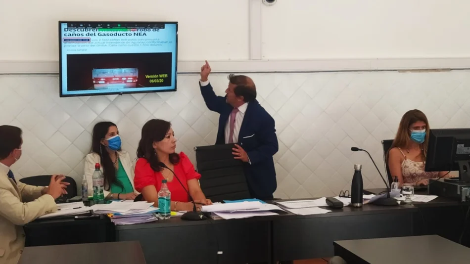 Caños del Gasoducto GNEA: Pidieron declarar culpable al ex intendente Prado y otros ocho imputados