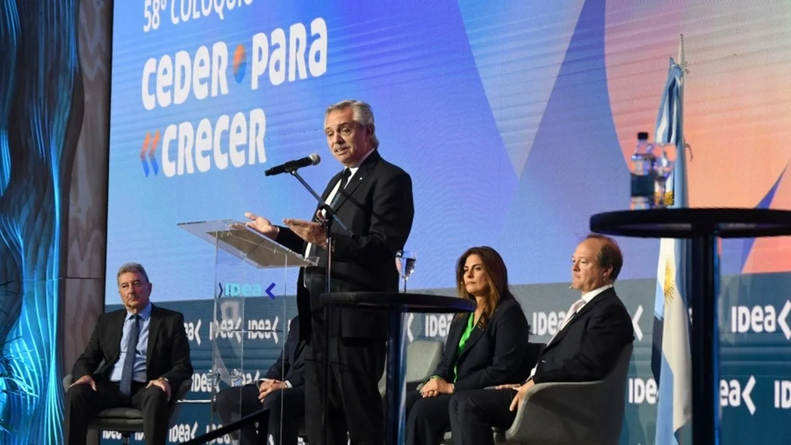 Alberto Fernández, ante los empresarios: "En este gobierno, ¿alguien les pidió un centavo para hacer obra pública?"