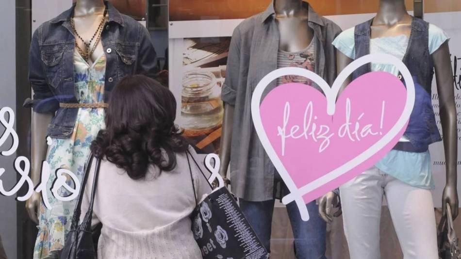 Día de la Madre: Ropa y celulares, los regalos más elegidos