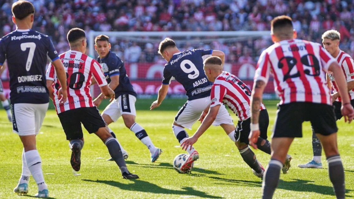 En un aburrido partido, Estudiantes y Gimnasia no se sacaron ventajas en el Clásico de La Plata