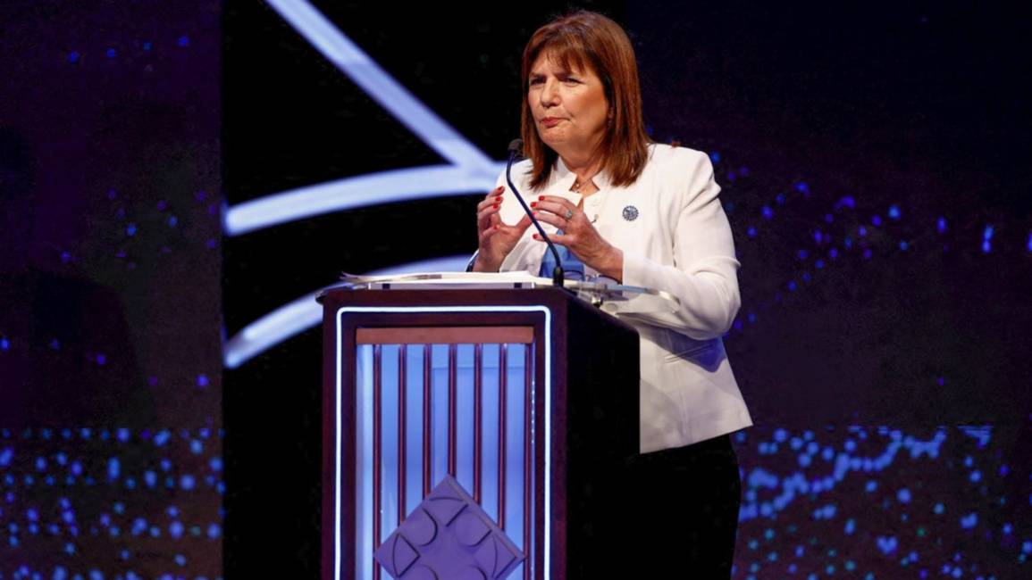 Bullrich mandó a Milei con sus “vouchers" de educación a la "Puna salteña”