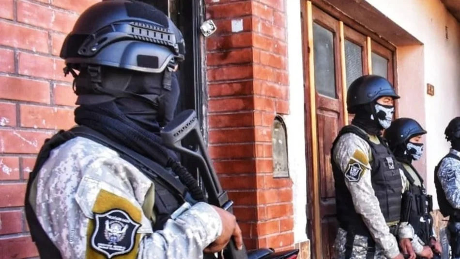 Narcomenudeo en Villa Cristina: imputaron a una mujer por tráfico de cocaína y posesión de armas de fuego 