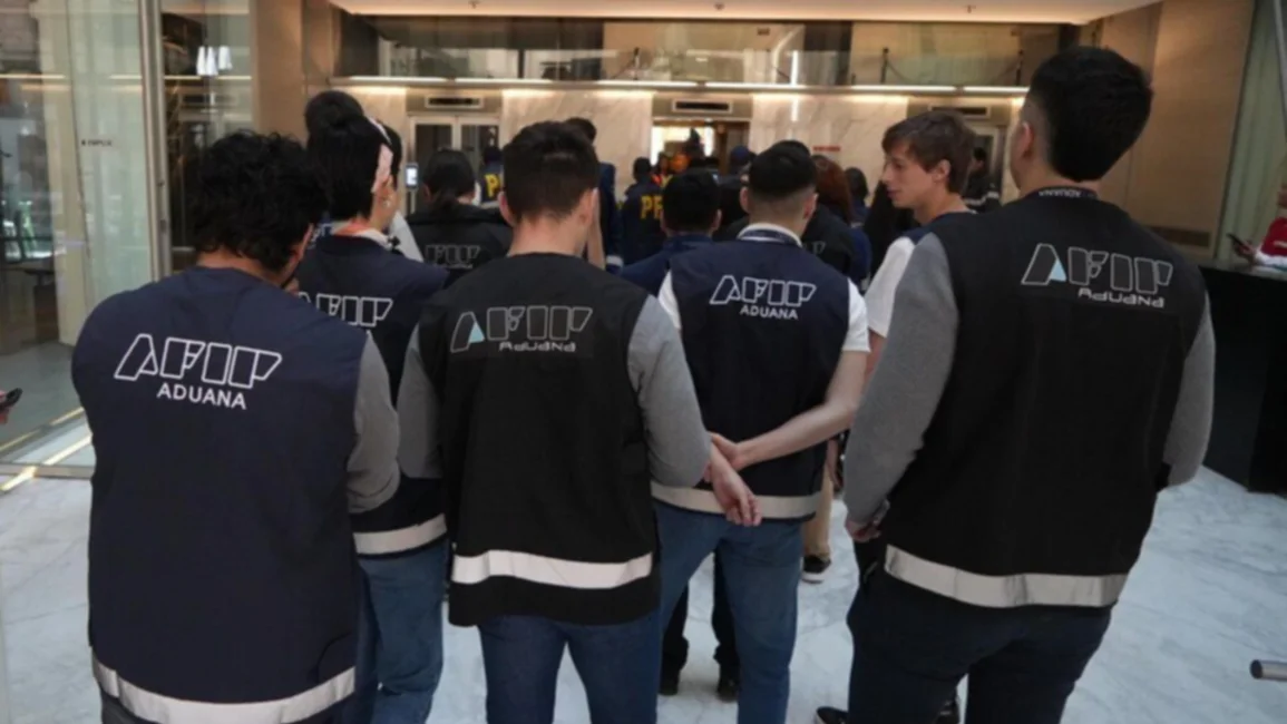 La AFIP detectó 857 CUITs inactivos que retiraron 650 mil dólares MEP