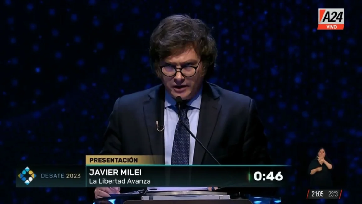Javier Milei:  "El país esta al borde de su peor crisis de la historia"
