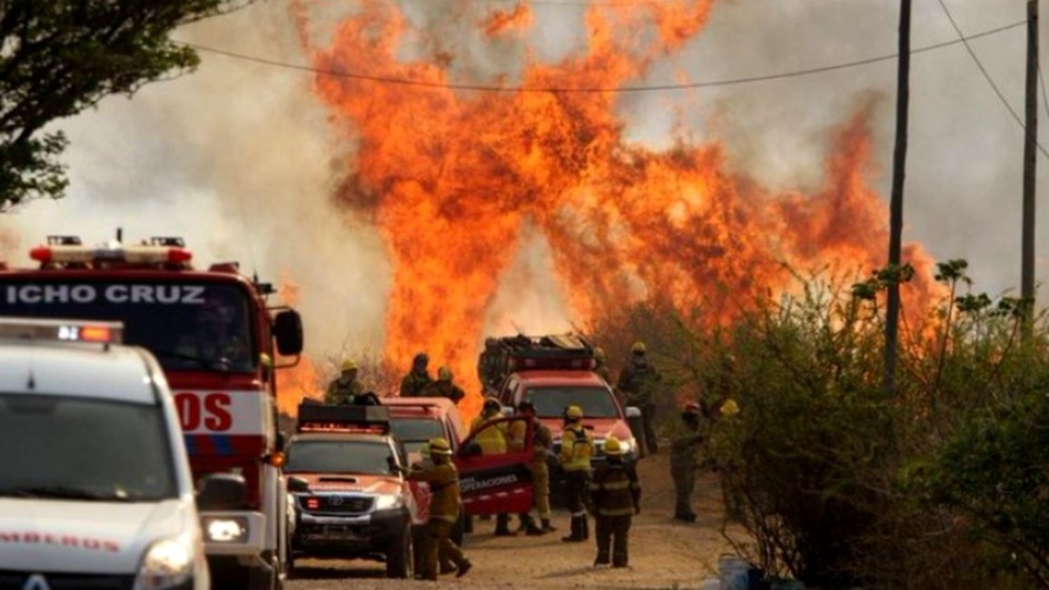 Al menos cuatro grandes incendios forestales en Córdoba