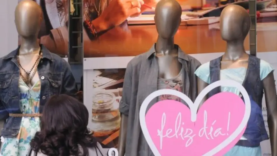 Día de la Madre:  a nivel nacional, las ventas minoristas cayeron 3,2 % respecto al año pasado