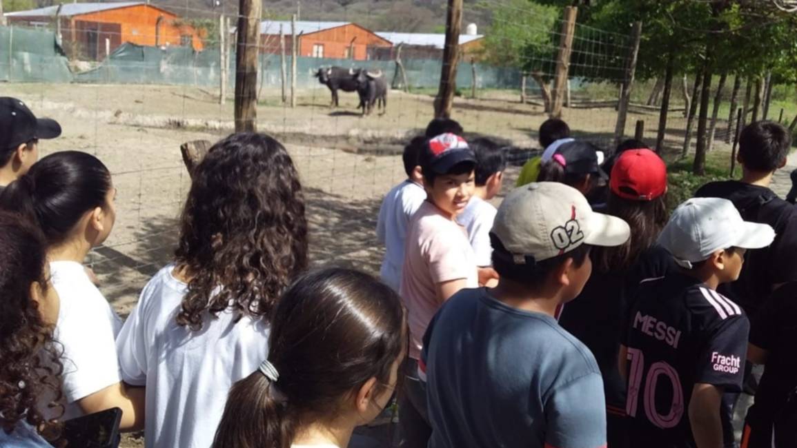 Rosario de la Frontera:Alumnos de 5º grado visitaron un zoológico tucumano 