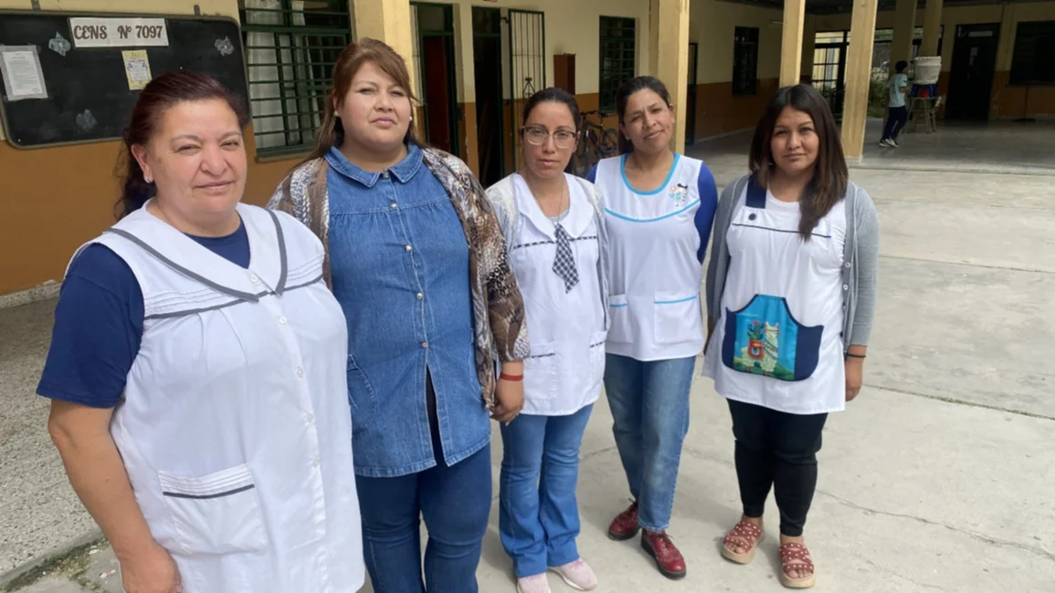  Reclaman una deuda de seis meses por la jornada extendida
