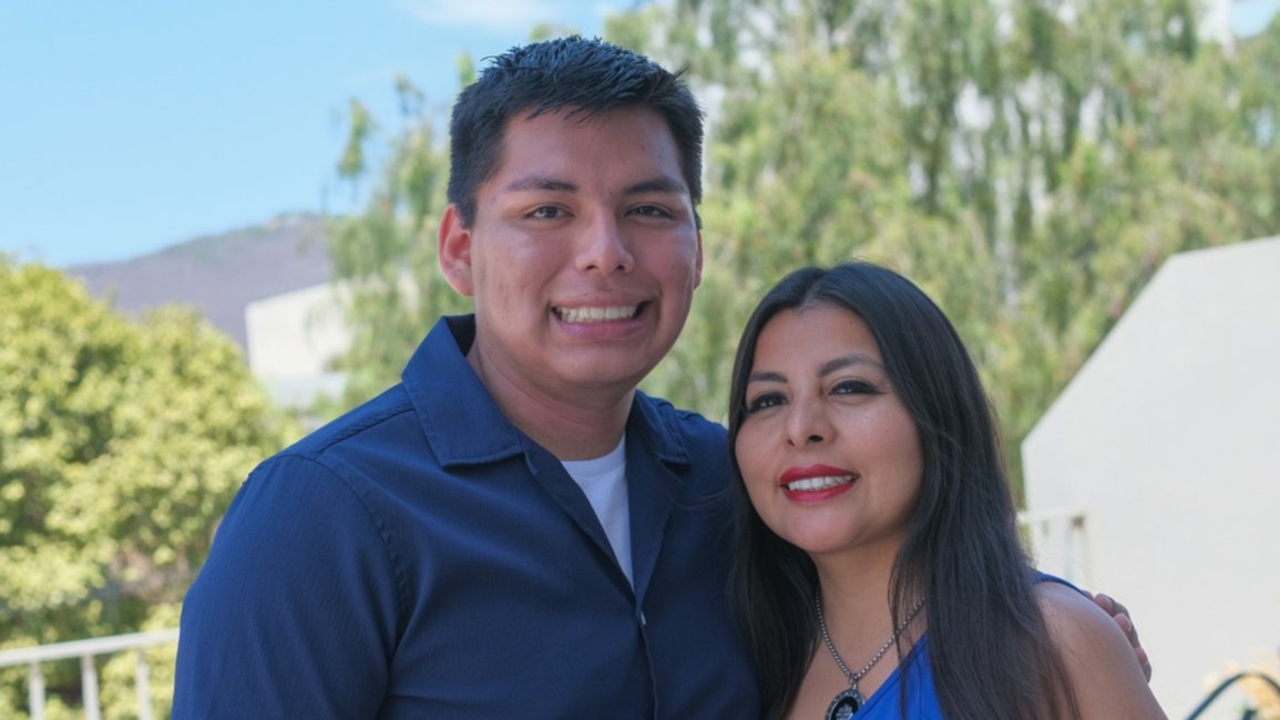 Es salteña, su carrera la llevó a trabajar en EE.UU y ahora su hijo busca aplicar en la Universidad de Stanford
