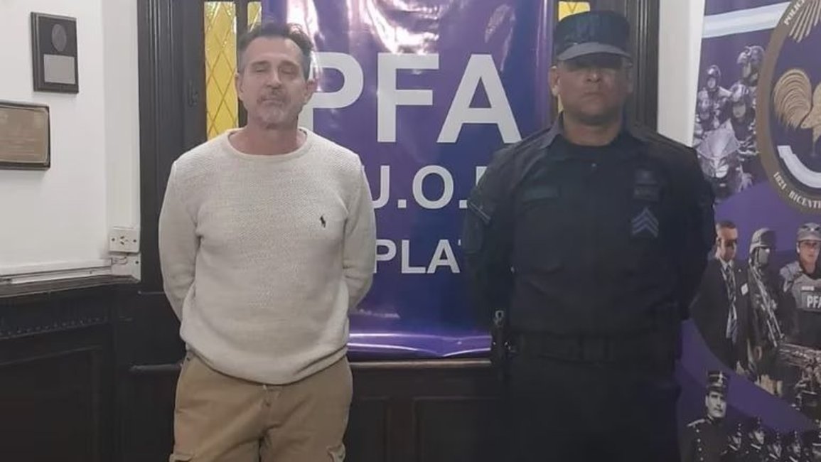 Aníbal Lotocki se entregó en La Plata  y quedó detenido por el homicidio de un paciente