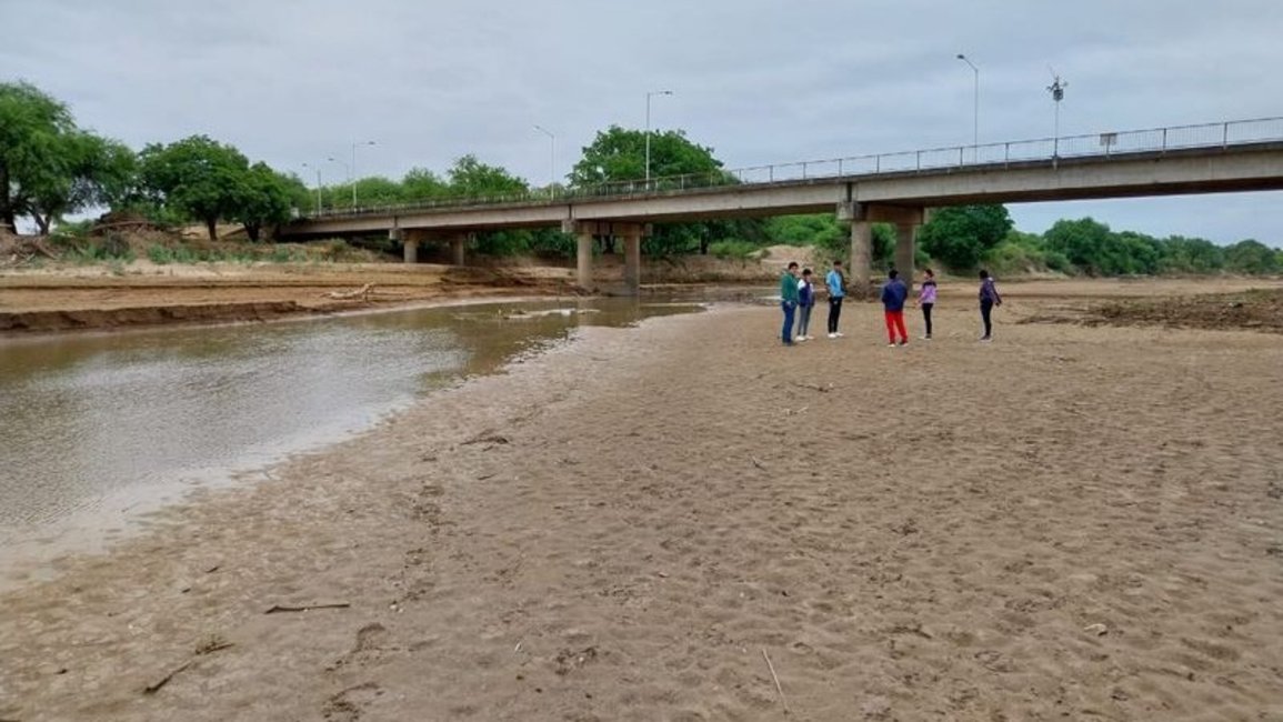 El río Pilcomayo está seco y la gente pide ayuda urgente