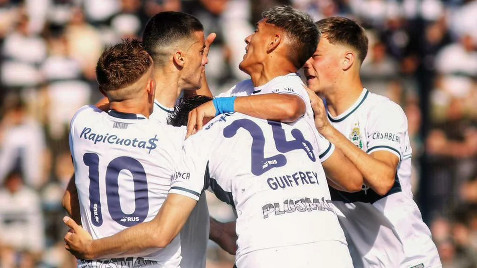 Gimnasia le ganó un partido vital a Argentinos y salió del descenso