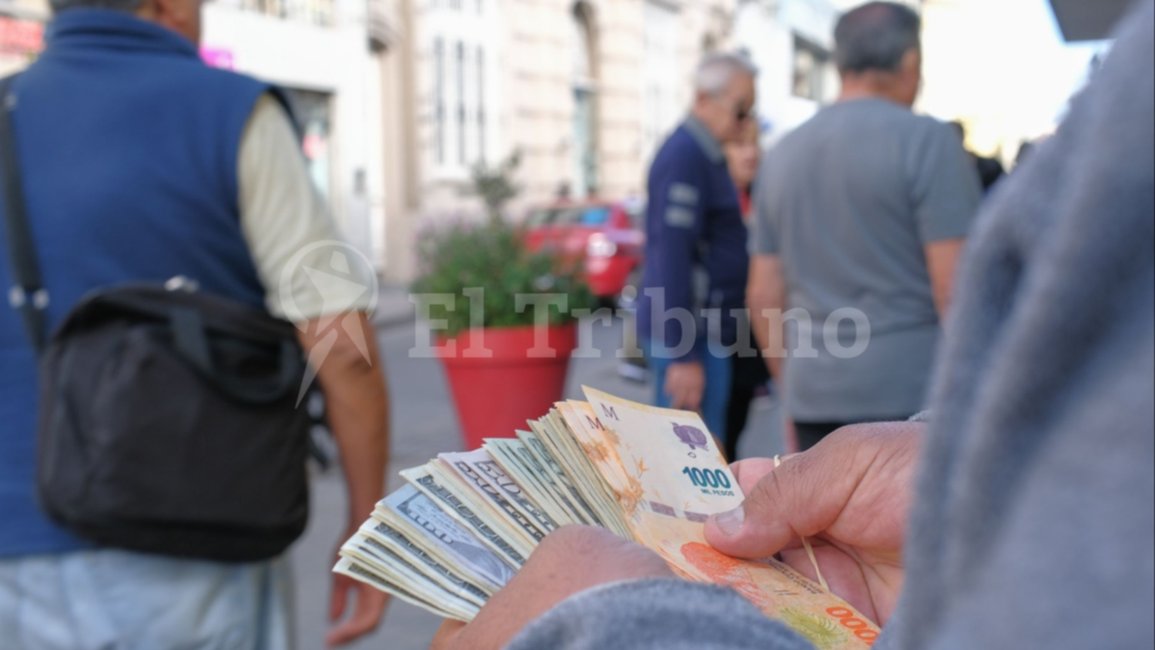 Dólar blue: cómo cotizó en Salta luego de las elecciones 2023 