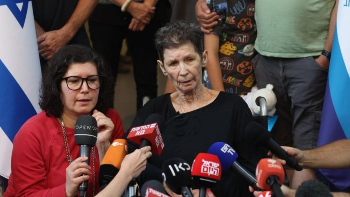 "Pasé por un infierno": el testimonio de la mujer de 85 años que fue secuestrada por Hamas