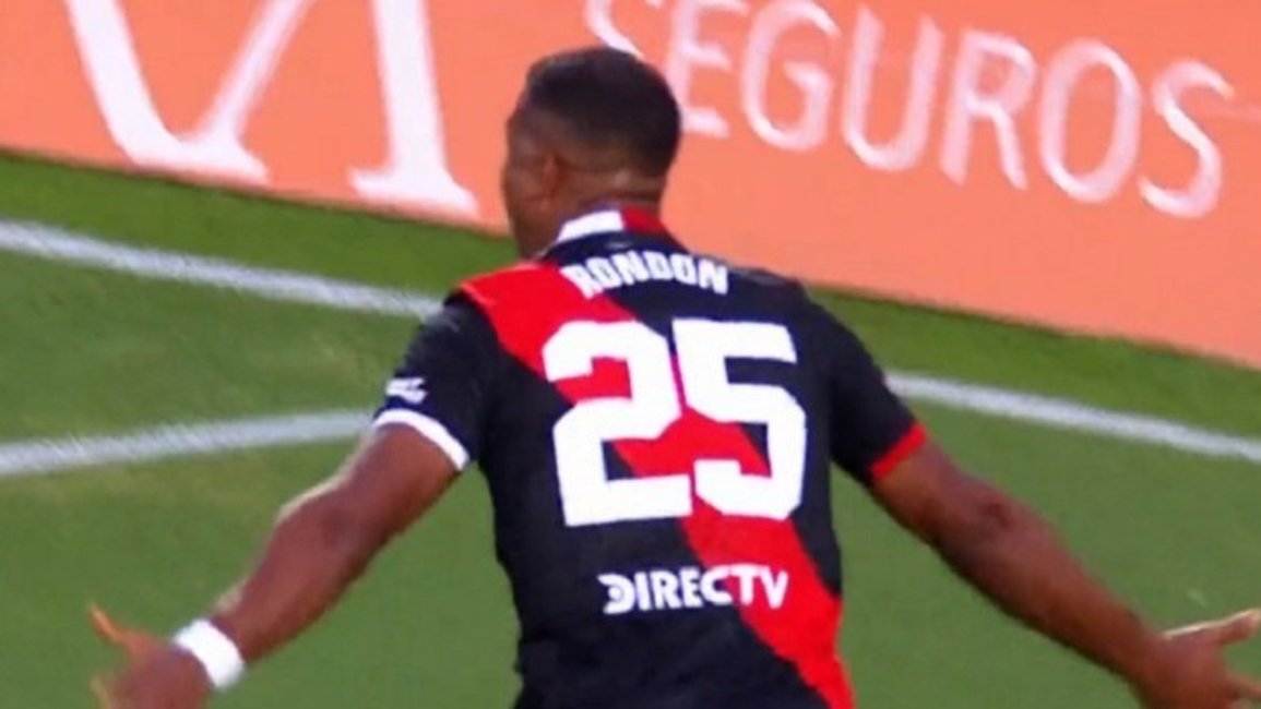 River se lo dio vuelta a Gimnasia y reafirmó su liderazgo 