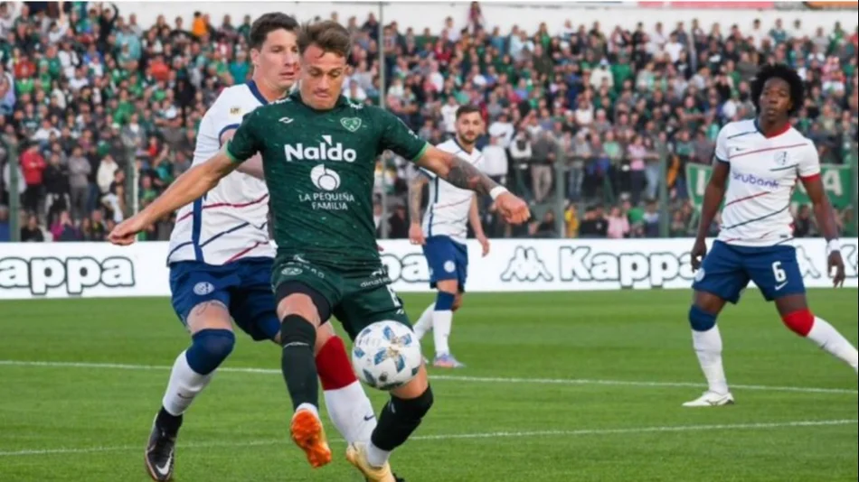 San Lorenzo empató con Sarmiento y se aleja de los puestos de Copa Libertadores