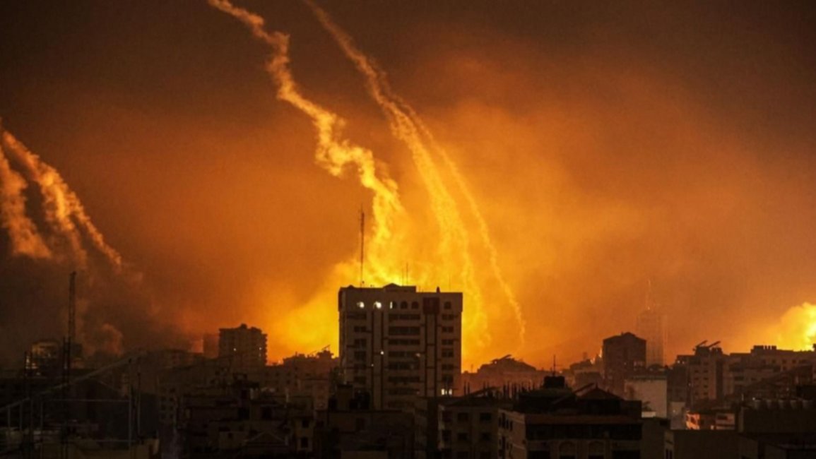 Sube a más de 8.500 la cifra de palestinos muertos en Gaza en bombardeos israelíes