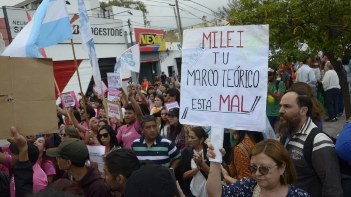 Milei ratificó que vetará la Ley de Financiamiento Universitario luego de las multitudinarias marchas en todo el país