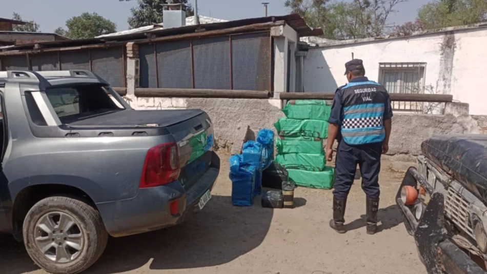 La Caldera: la Policía Caminera interceptó dos camionetas que transportaban unos 500 kg de coca