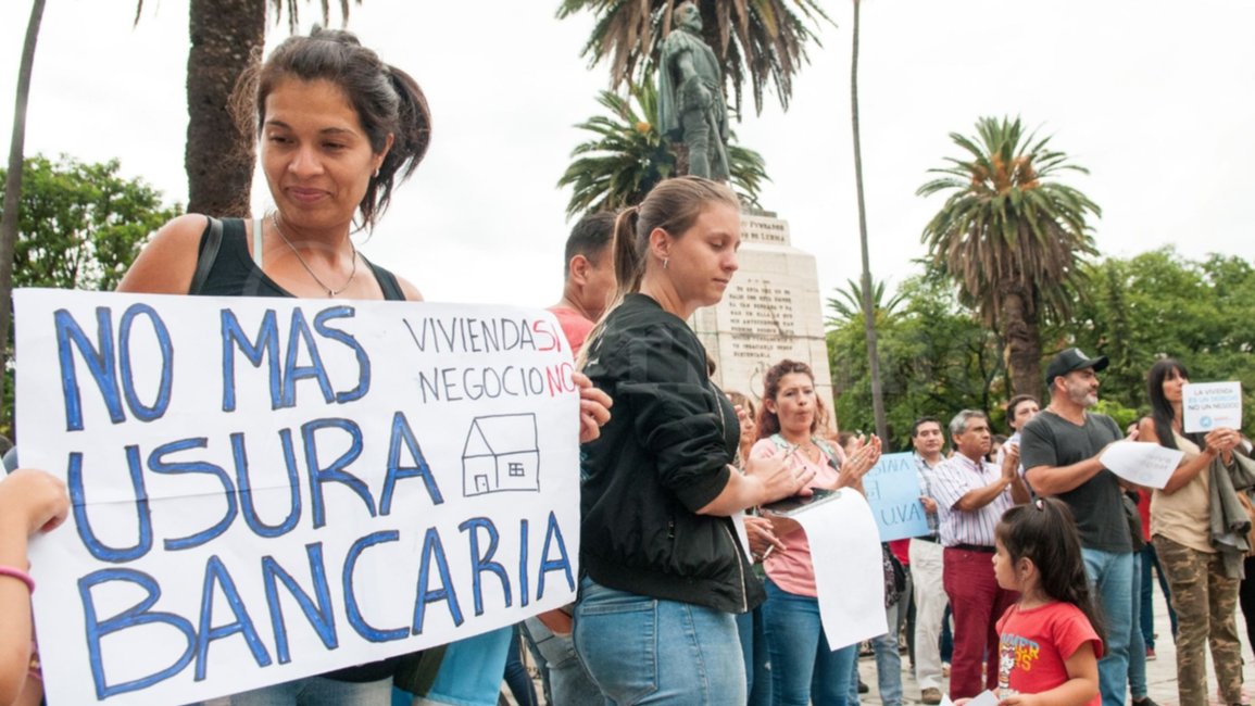 En Salta más de 1.000 familias están asfixiadas por los créditos UVA