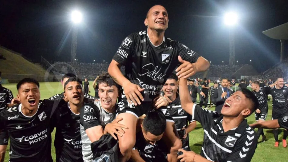 ¡CENTRAL NORTE GANÓ POR PENALES Y ASCENDIÓ A LA PRIMERA NACIONAL DESPUÉS DE 37 AÑOS !