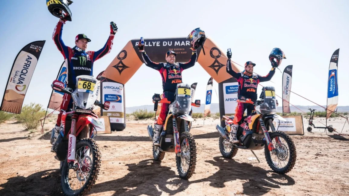 Tras su vuelta, Luciano Benavides completó una gran carrera e hizo podio en el Rally de Marruecos