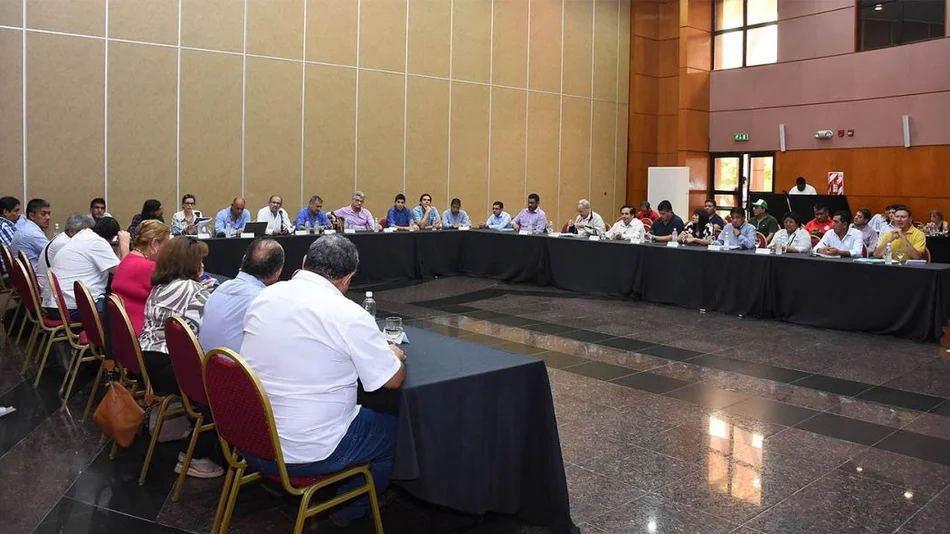 Paritaria: se define el último aumento salarial de la administración pública provincial para cerrar el año