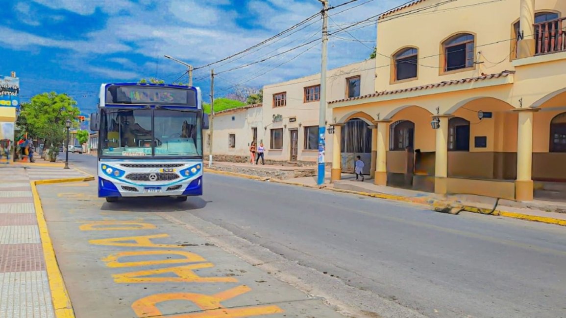 Aumento del colectivo: SAETA mantiene beneficios y el boleto sigue siendo uno de los más baratos de la región