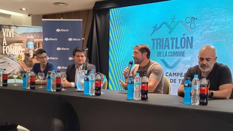 Se lanzó el primer triatlón de la cumbre