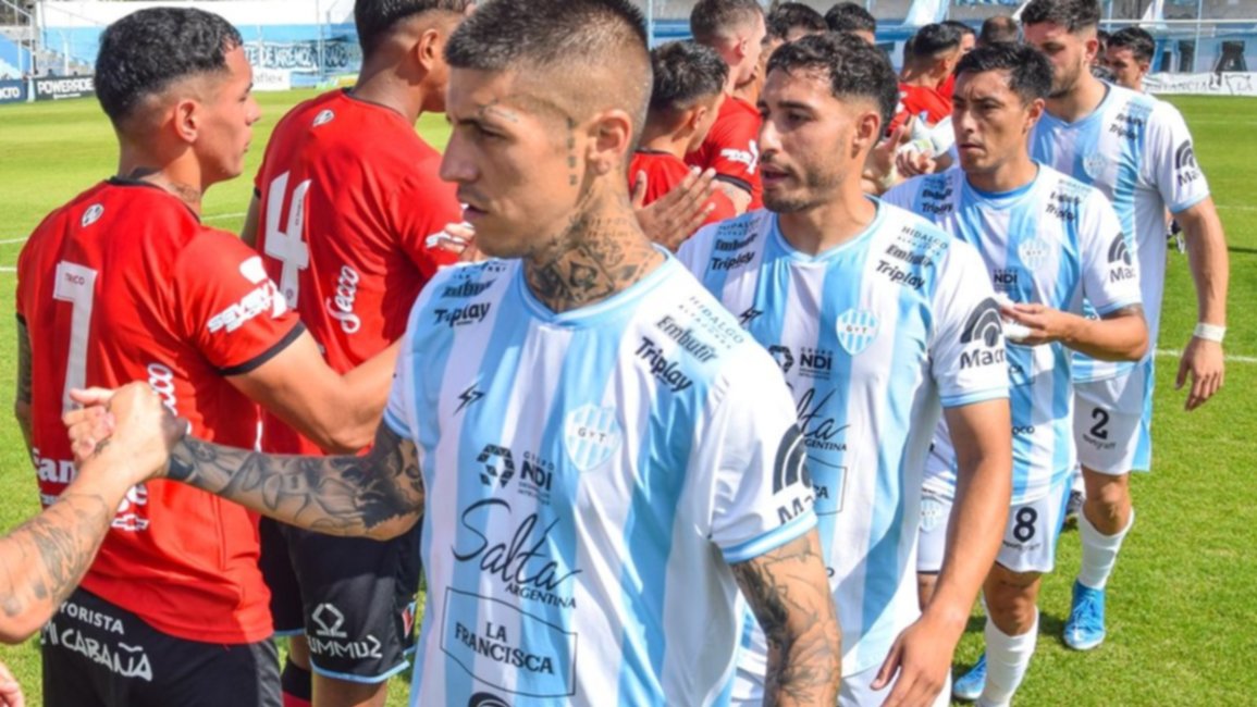 Forestello define los cambios en el once albo