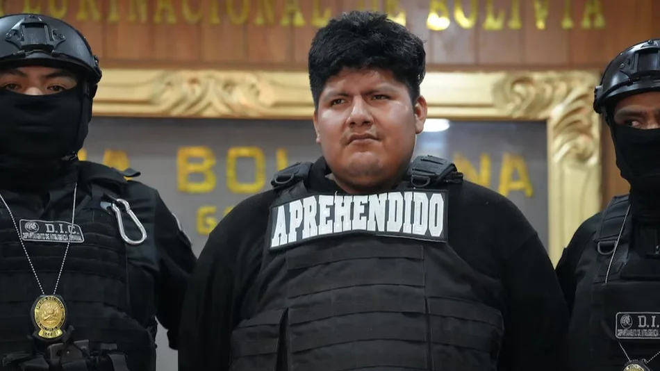 El feminicidio de una joven masacrada delante de sus compañeros de curso conmociona en Bolivia