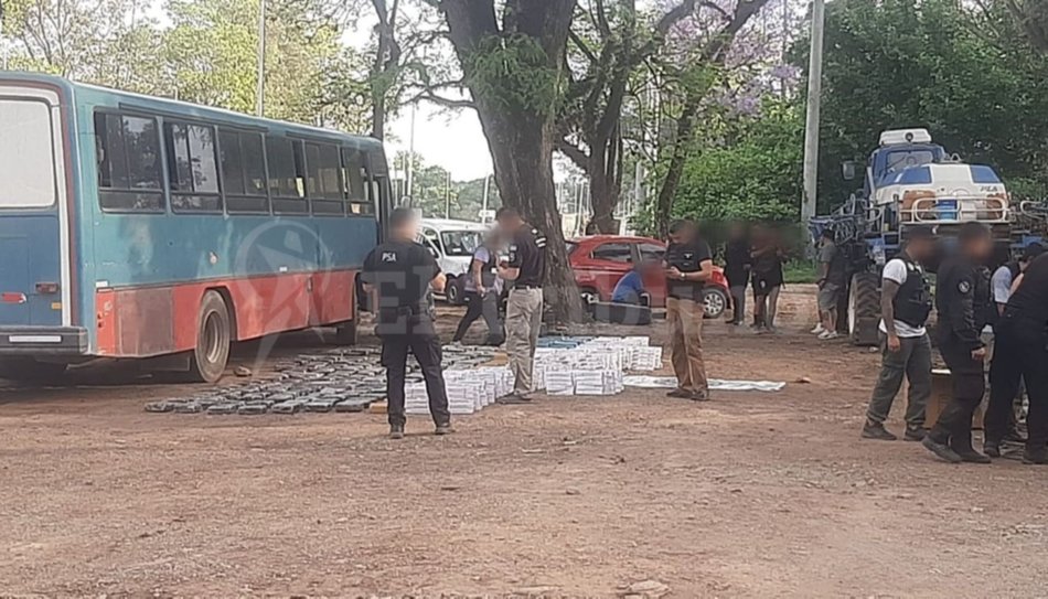 VIDEO. En un fuerte operativo de la PSA, secuestraron 300 kilos de marihuana, 20 kilos de cocaína y detuvieron a un hombre en Metán