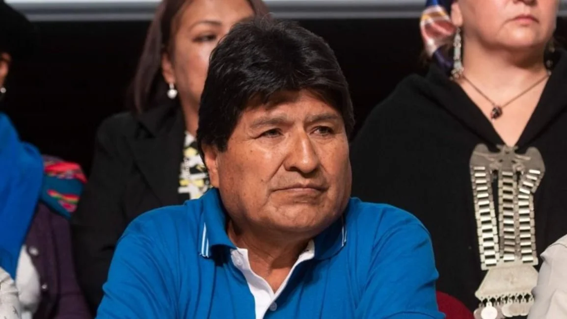 El gobierno de Bolivia denunció que Evo Morales disparó primero contra los policías que lo atacaron