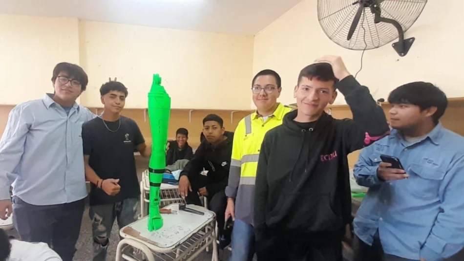 Gral. Güemes: La escuela Nikola Tesla creó el primer robot humanoide
