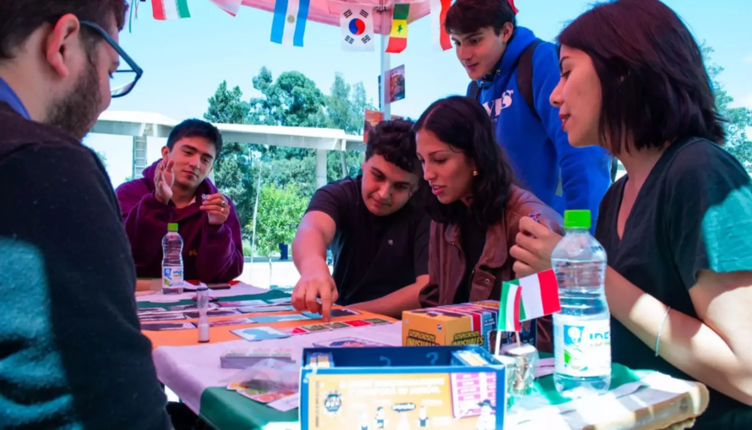 Charlas, idiomas y sabores del mundo: UCASAL vivió su Semana Internacional