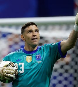 El "Dibu" Martínez eligió al posible sucesor de Lionel Messi en la Selección