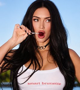 Megan Fox lanza su propia plataforma de contenidos para adultos junto al creador de OnlyFans