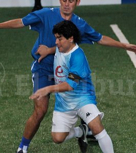  Maradona cumpliría 66 años: sus partidos con Argentinos, Selección y el Showbol en Salta