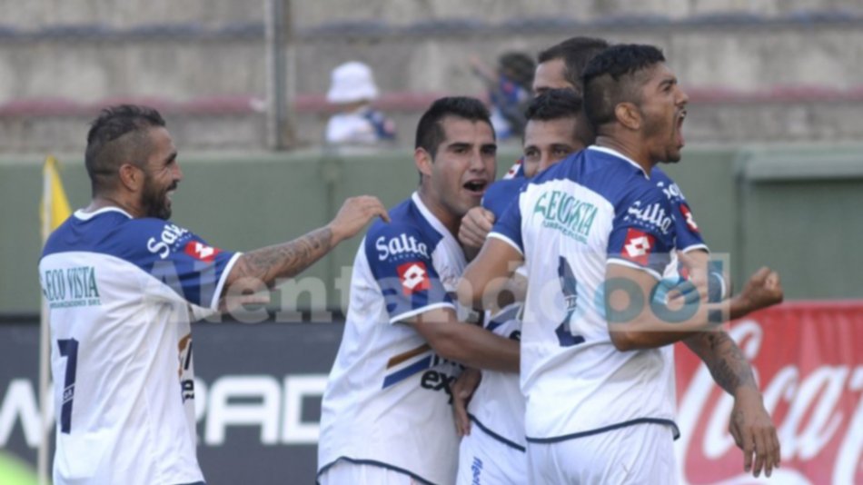Suculento premio por ascenso y el Martearena, escenario de las batallas