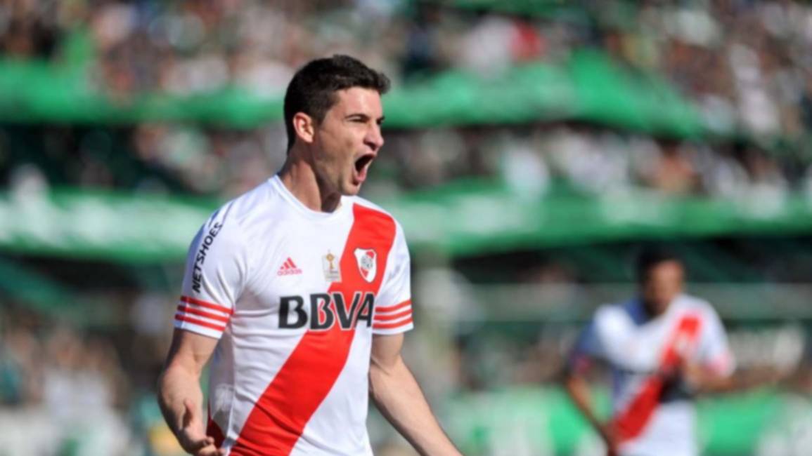 Alario está en la mira del Inter de Italia