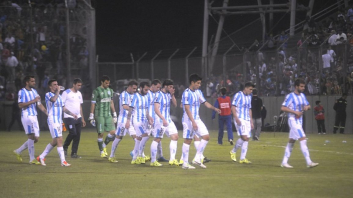 Racing visita a Tigre con la ilusión de clasificar directamente a la Libertadores