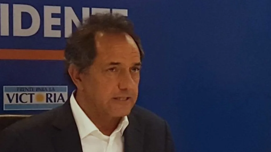 Daniel Scioli: "Subir el dólar y enfriar la economía son las recetas del FMI que acá ya vivimos"