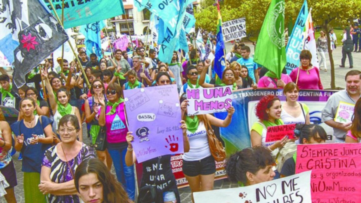 La sociedad volvió a marchar contra la violencia de género