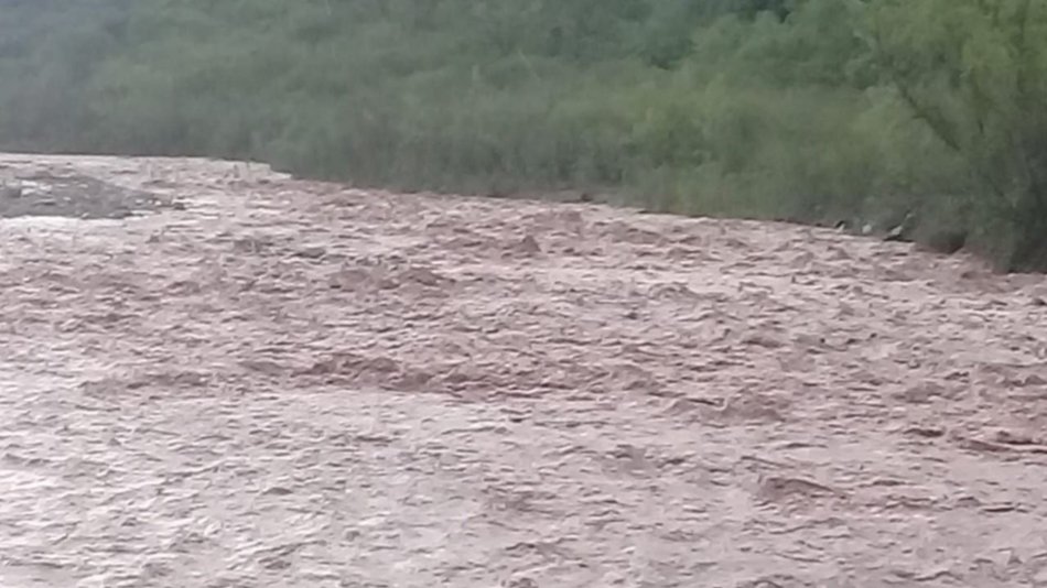 Una creciente arrasó con una toma del río Conchas y medio Metán está sin agua
