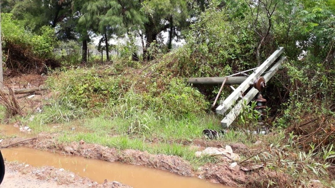 Otra vez  agua: 130 mm y el  pueblo se  inundó