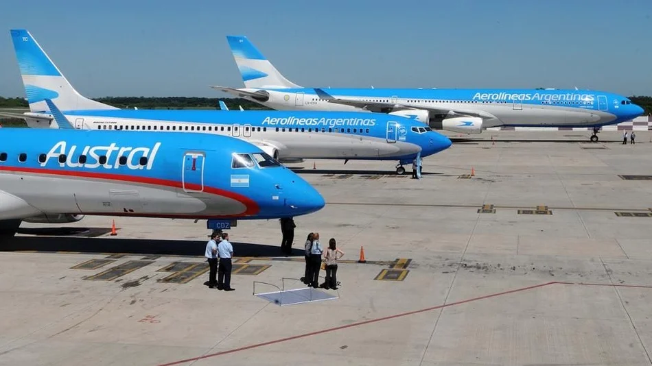 Aerolíneas Argentinas denunció a los gremios que paralizaron la actividad
