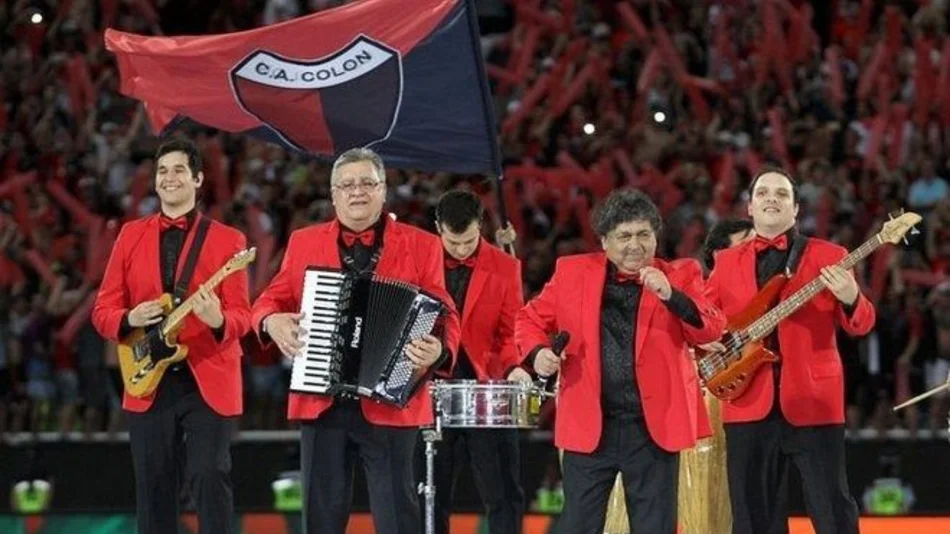 VIDEO Un integrante de "Los Palmeras" invitó a pelear a otro músico