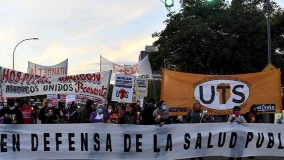 Córdoba: denuncian despidos y suspensiones de personal de salud durante la pandemia