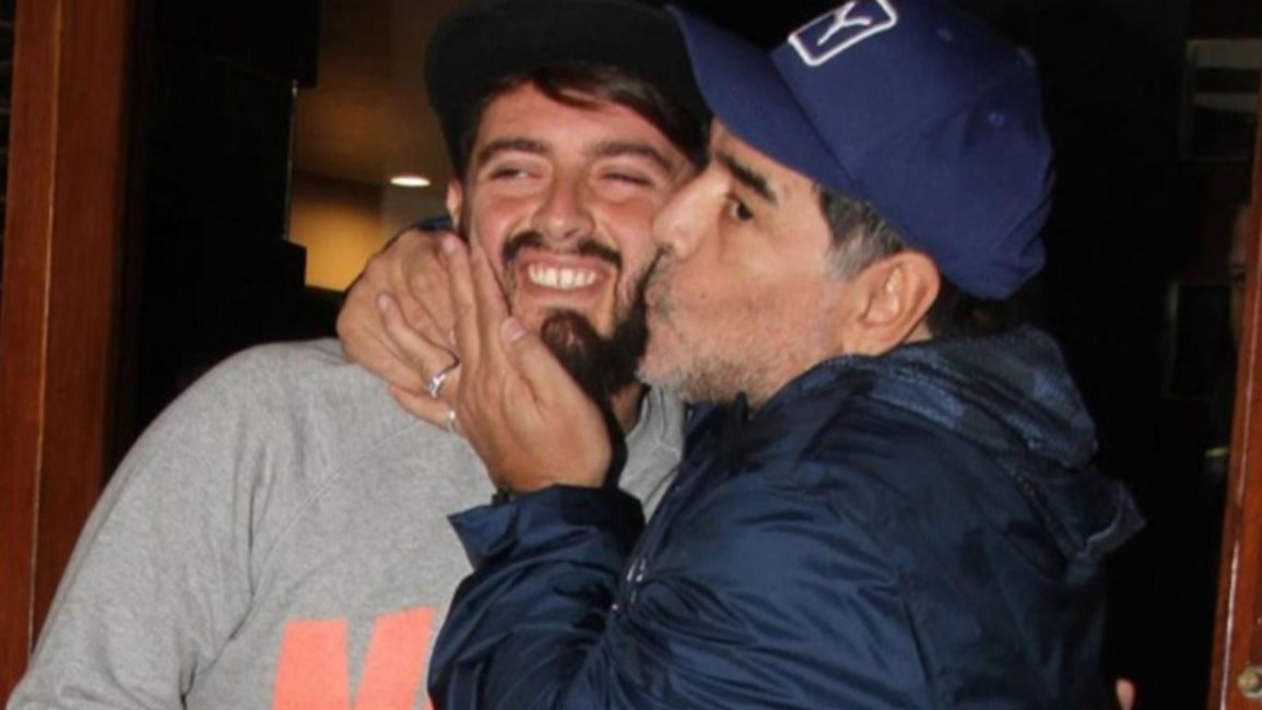 El mensaje de Diego Maradona Junior a su papá: “Tú eres fuerte, el más fuerte”