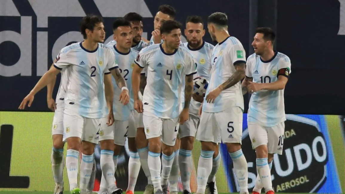 Argentina, por un cierre ideal de 2020 ante un Perú políticamente "en llamas"